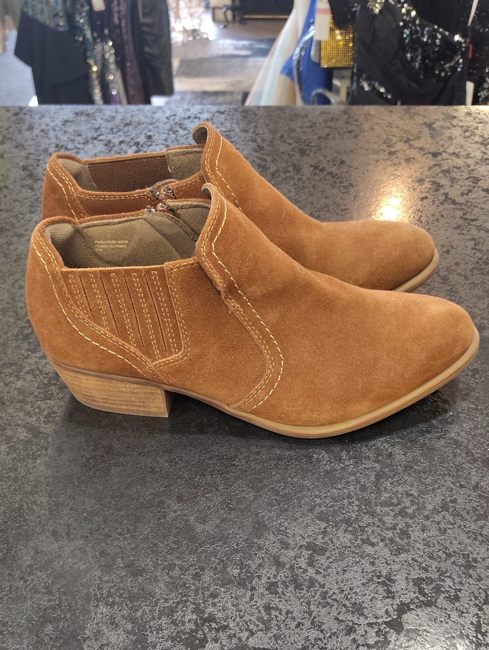 Earth Women's Chestnut Suede Ankle Booties